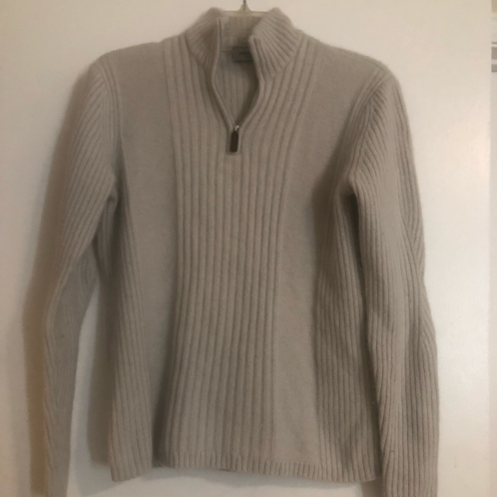 Liz Claiborne men’s sweater